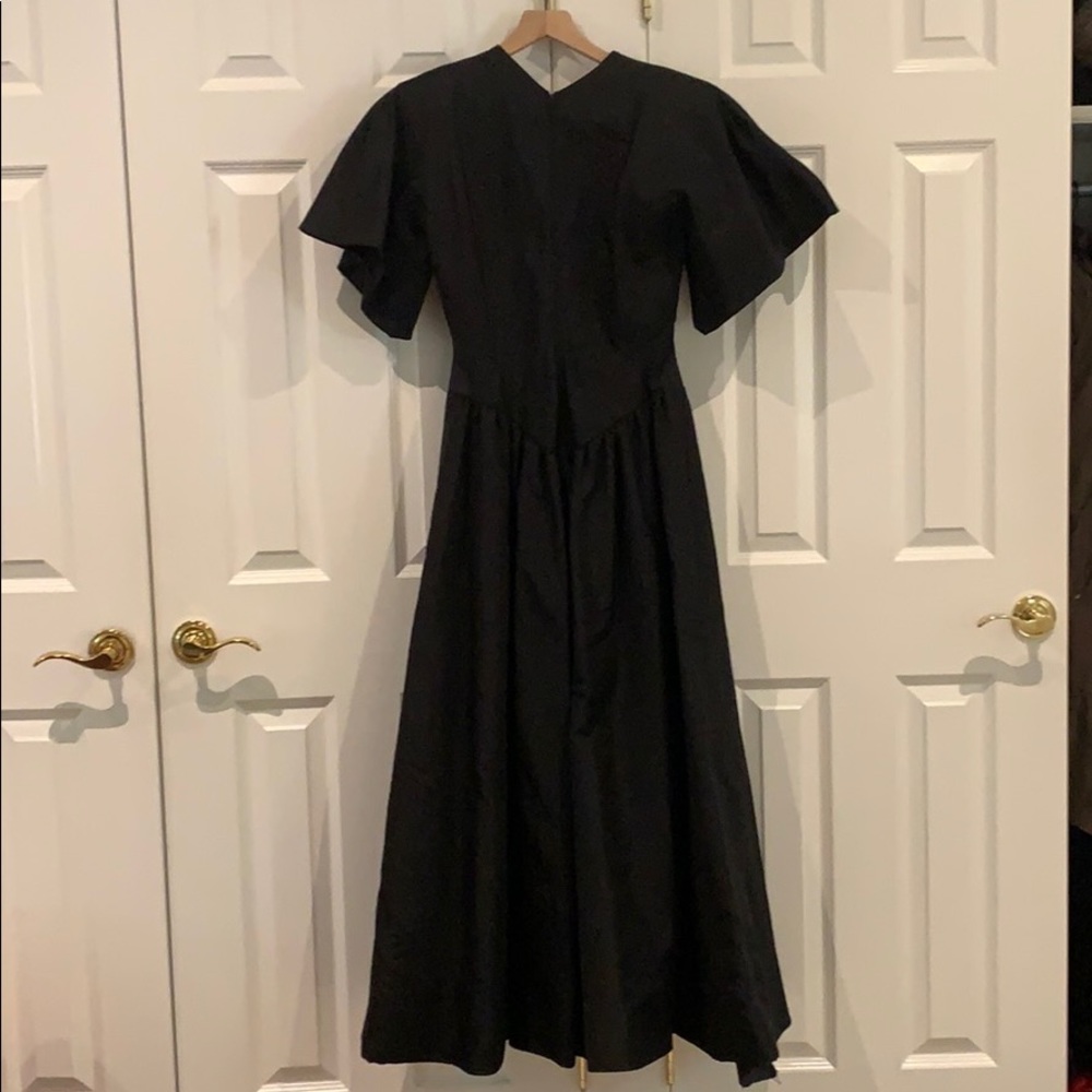 Gorgeous and Elegant Pauline Trigere Black Gown - Picture 6 of 15